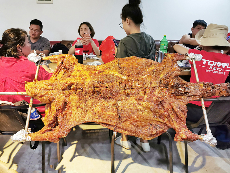 烤全羊.jpg
